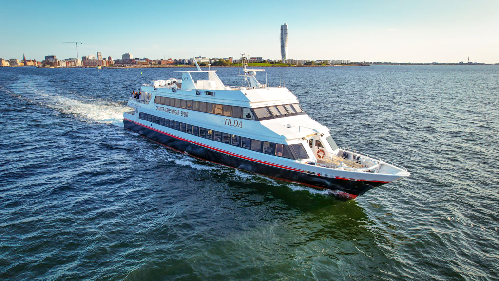 Hyr M/S Tilda för företagsevent på Öresund